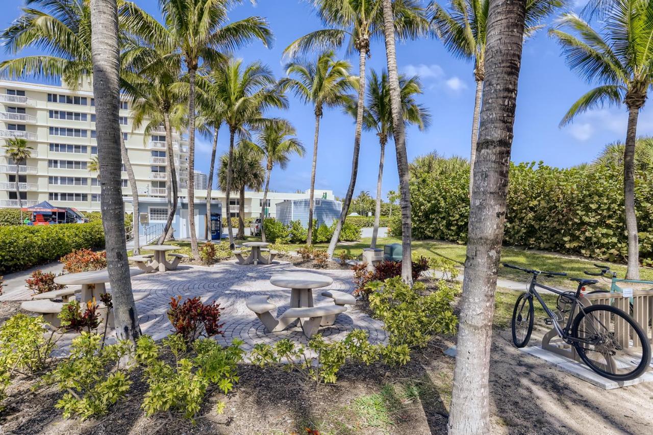 Aparthotel Singer Island Stunner 2 Br Palm Beach Shores Esterno foto